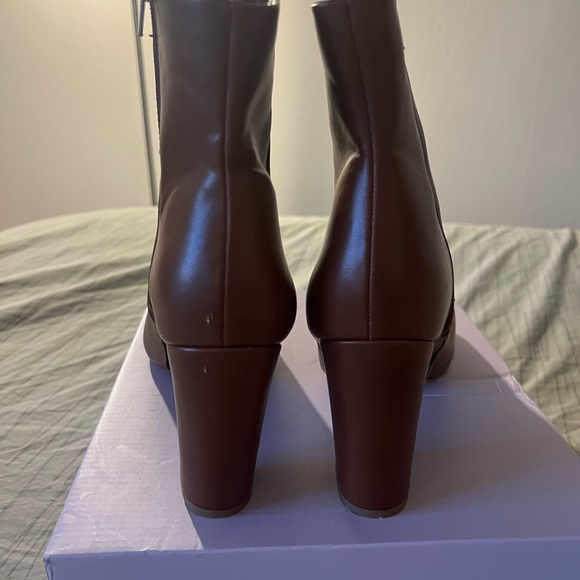 Steve Madden tan booties WORN ONCE - Picture 3 of 5